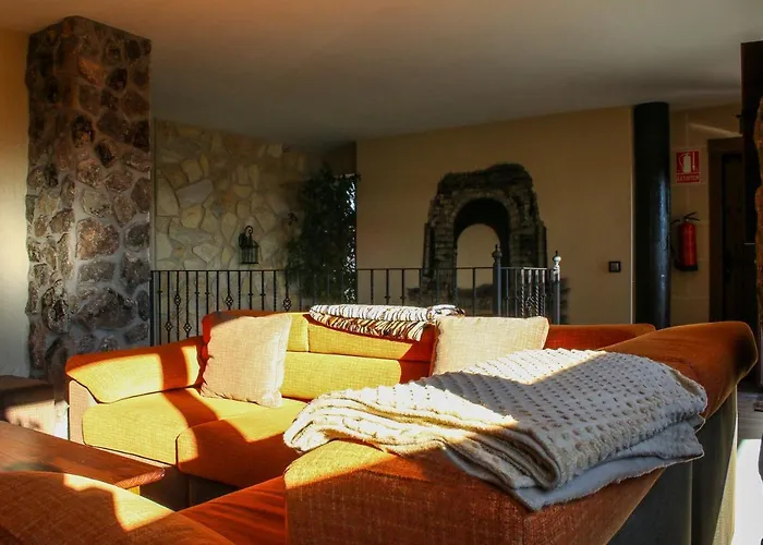 Via Caparra Superior